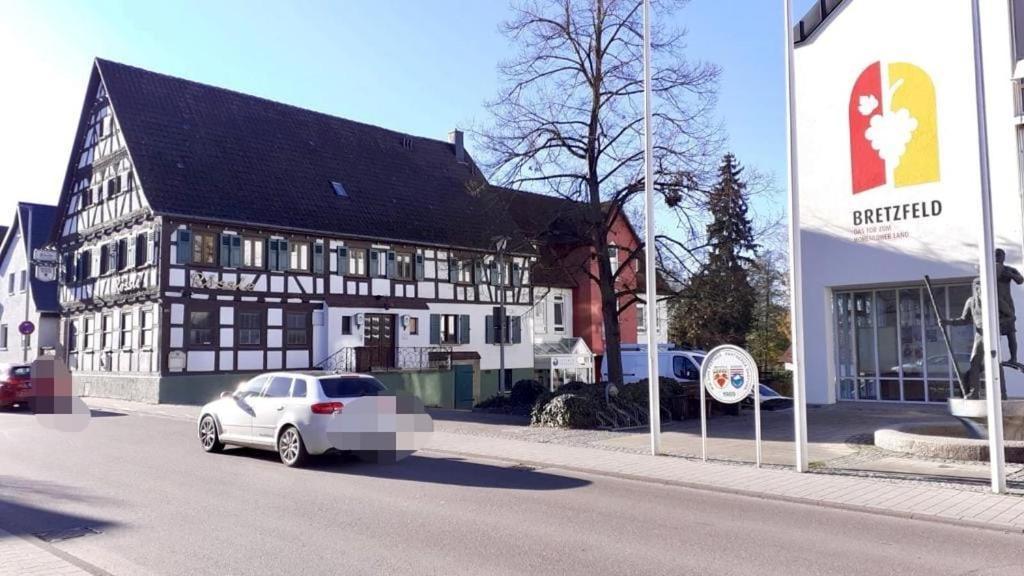 ホテル Gasthaus Roessle ブレッツフェルト エクステリア 写真